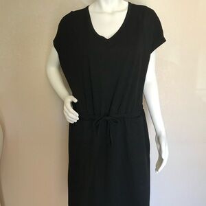 32 Degrees Black Dress